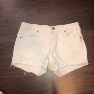 girls white denim shorts